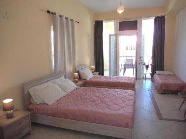 Katerina Apartments Near The Sea Agios Sostis  Екстериор снимка